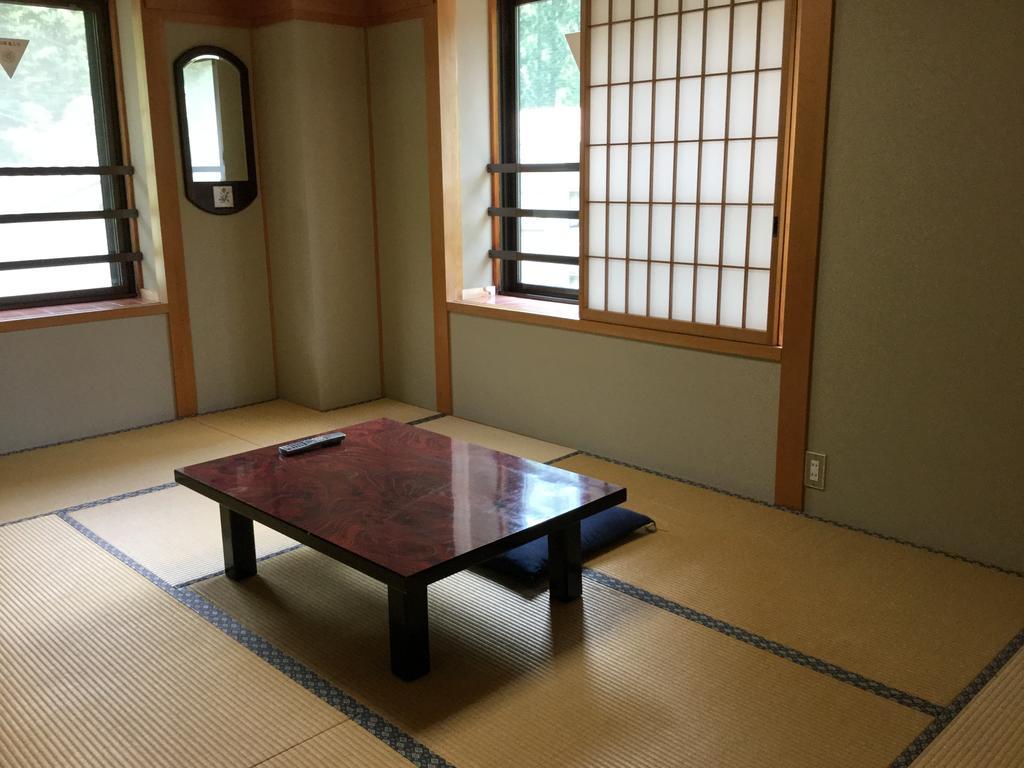 Hotel Yunosato Takayama  Esterno foto